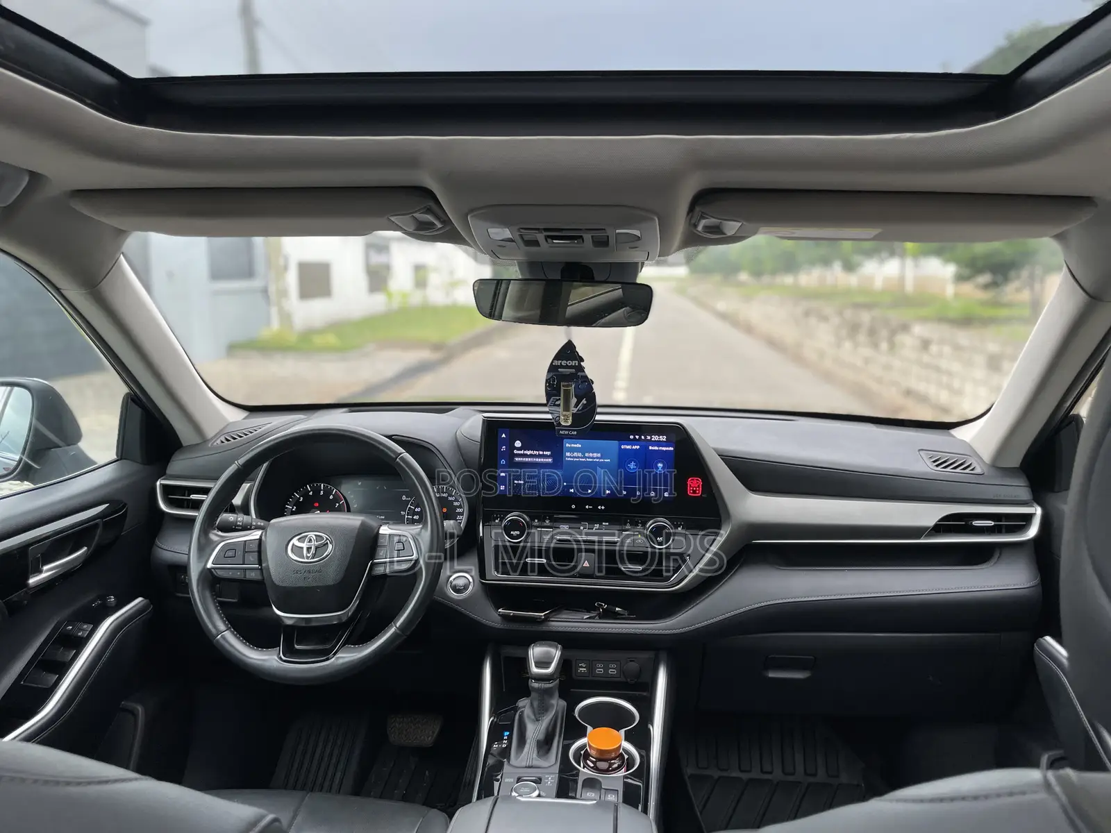 Toyota Highlander Limited AWD 2023 Black