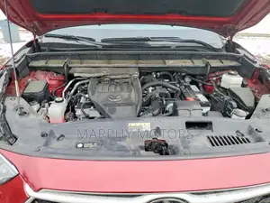 Toyota Highlander XLE AWD 2024 Red