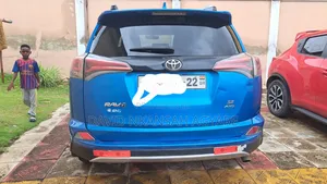Toyota RAV4 2016 Blue
