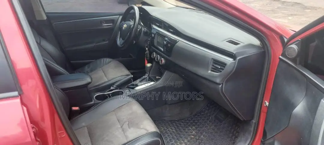 New Toyota Corolla S 4dr Sedan (1.8L 4cyl CVT) 2016 Red