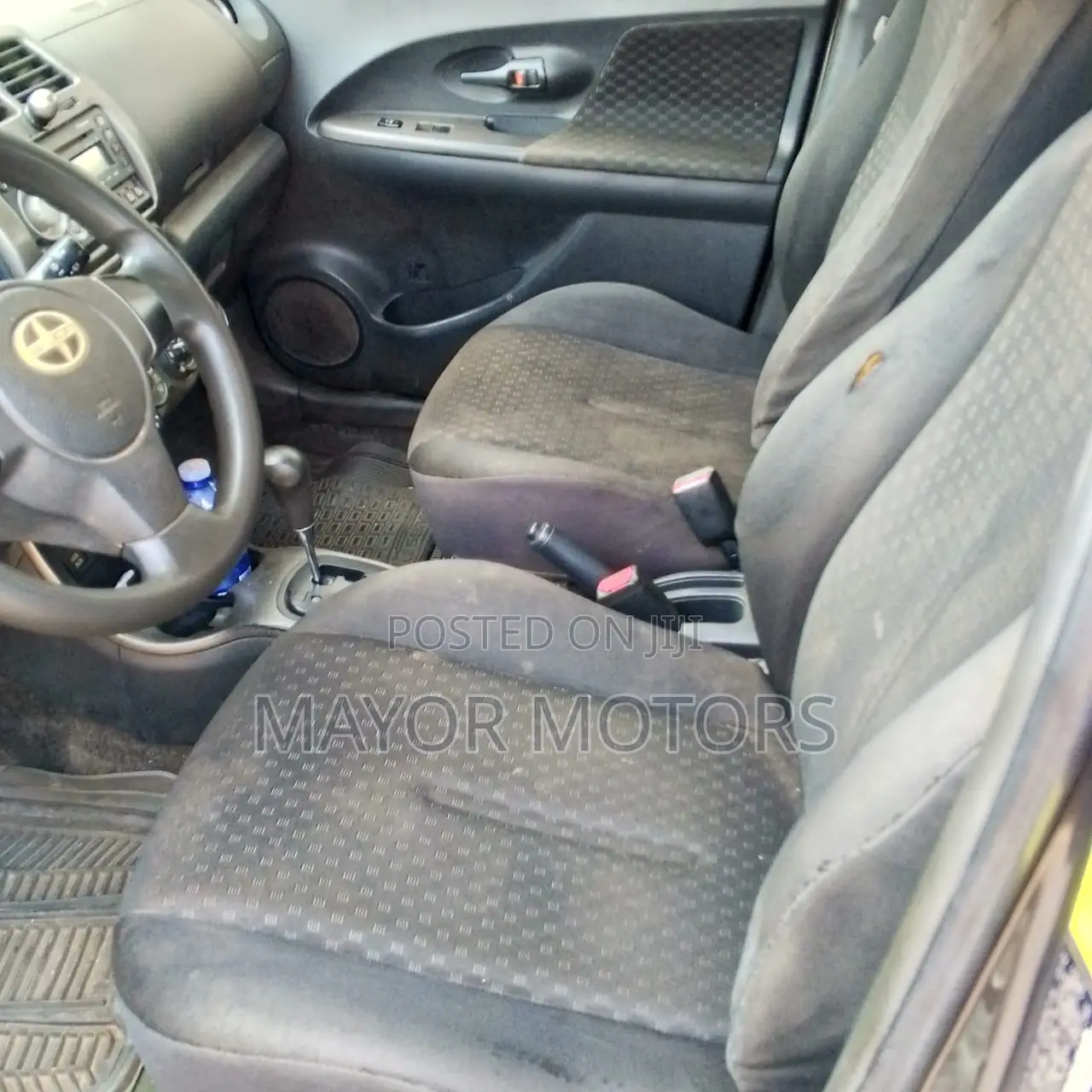 Scion xD Base 2012 Gray