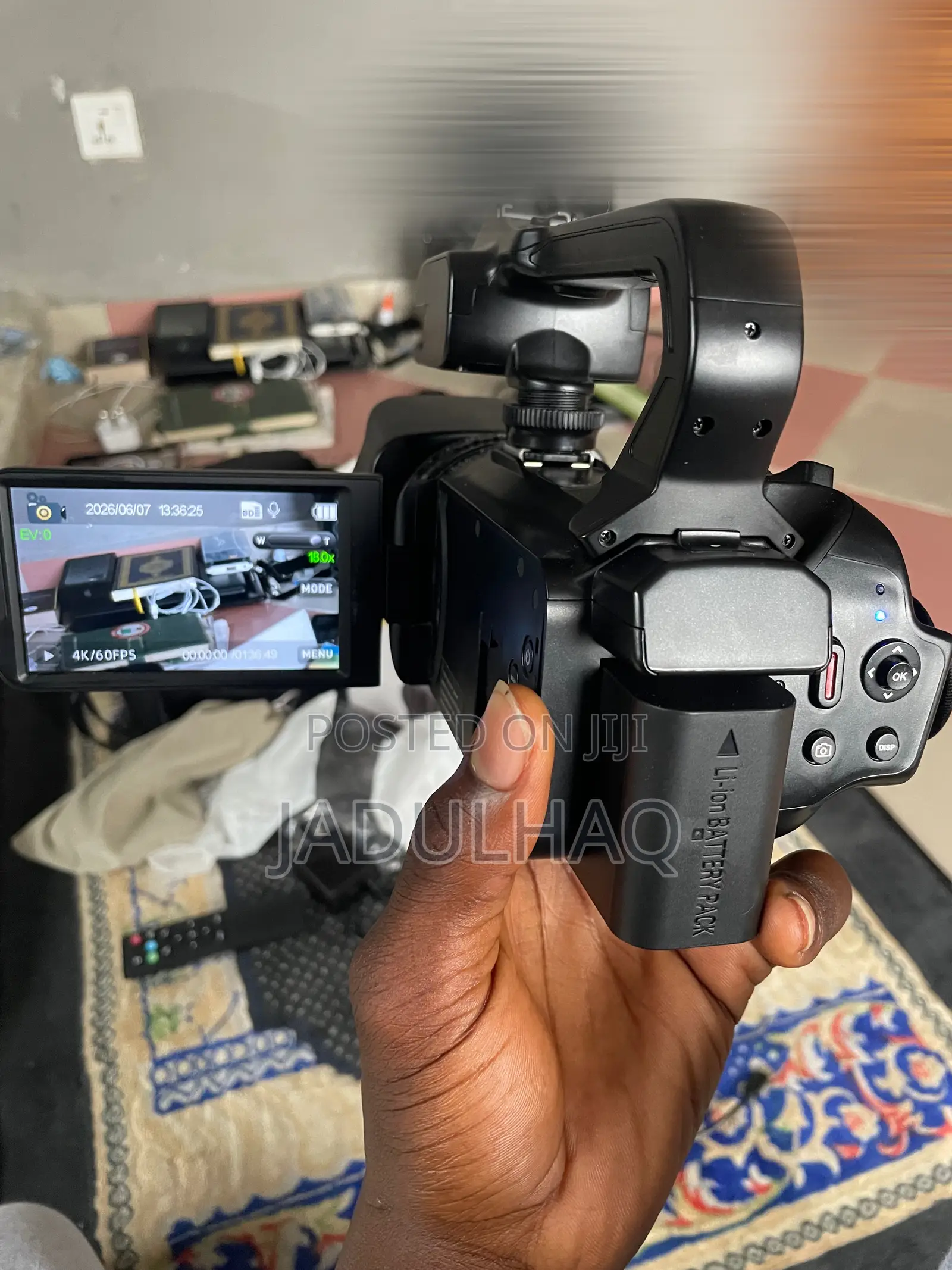 Komery Wi-Fi Camcorder With Remote Touchscreen