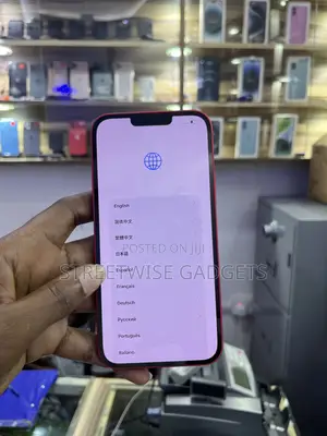 Apple iPhone 13 256 GB Red