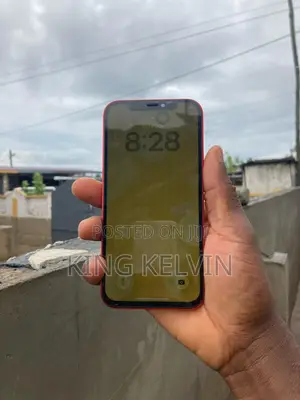 Apple iPhone 12 128 GB Red