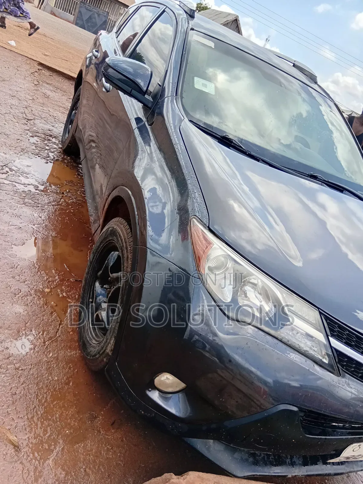 Toyota RAV4 LE FWD (2.5L 4cyl 6A) 2013 Gray