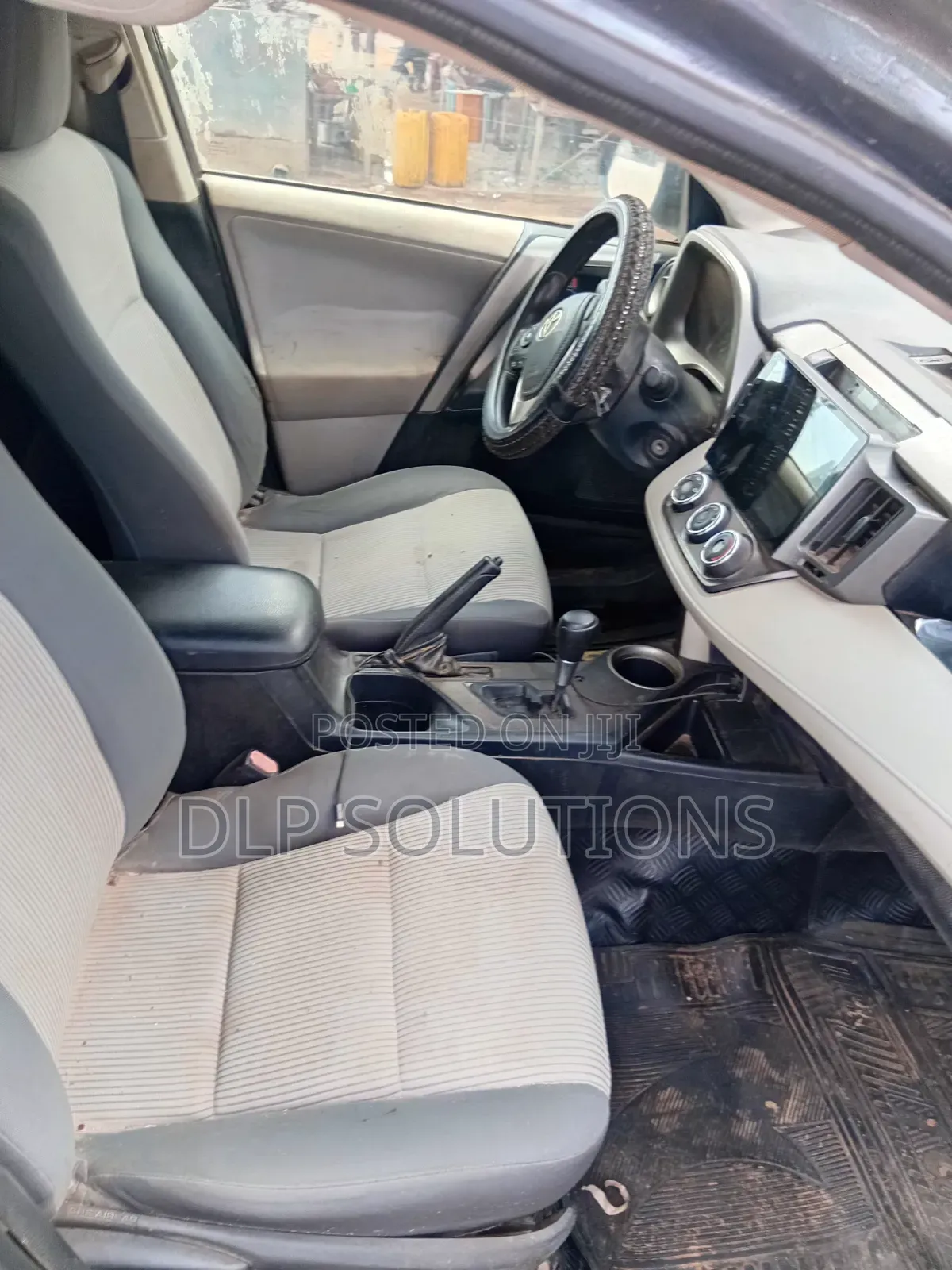 Toyota RAV4 LE FWD (2.5L 4cyl 6A) 2013 Gray