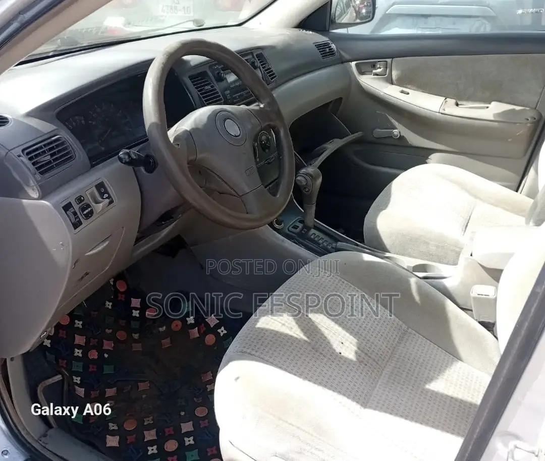 Toyota Corolla LE 2007 Gray