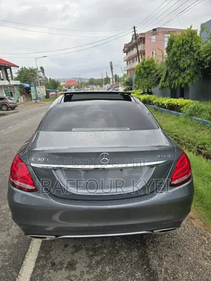 Mercedes-Benz C300 Base 4Matic Coupe AWD (2.0L 4cyl 7A) 2017 Gray