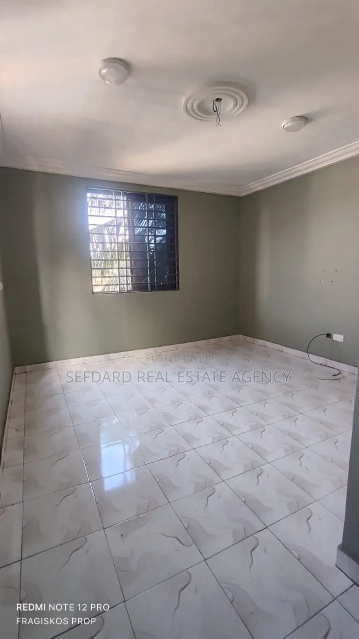 1bdrm Apartment in Sefdard Properties, Ablekuma for rent