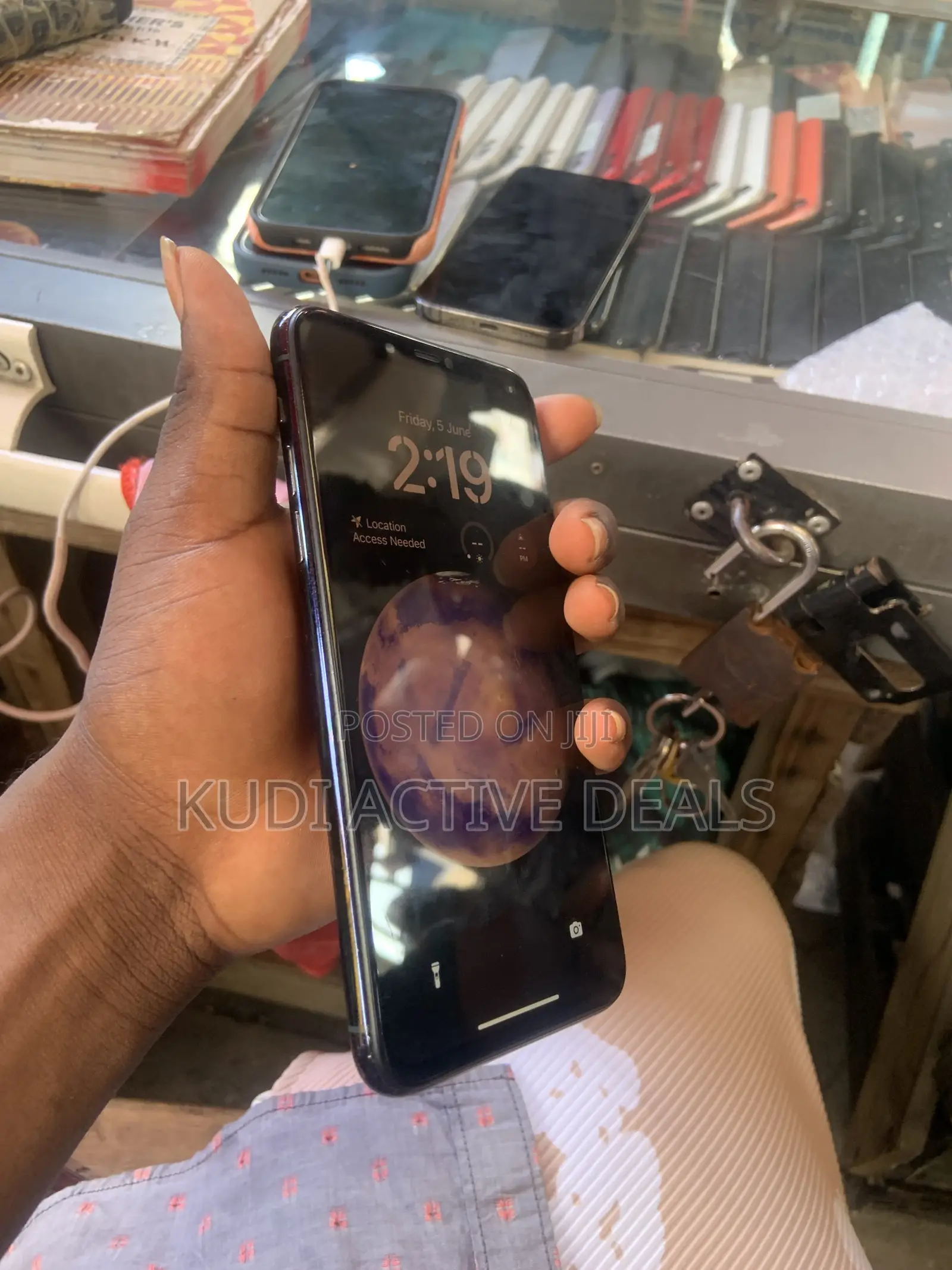 Apple iPhone 11 Pro Max 64 GB Green