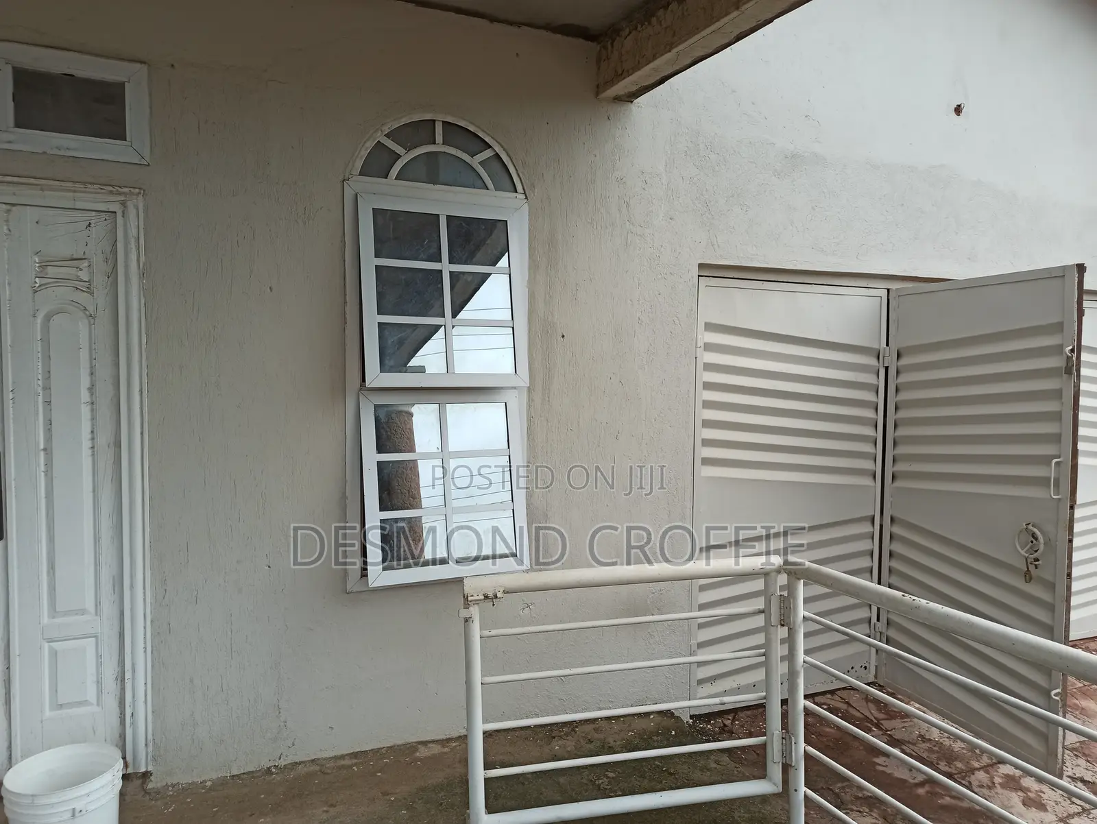 5bdrm House in Asokore Mampong Municipal for sale