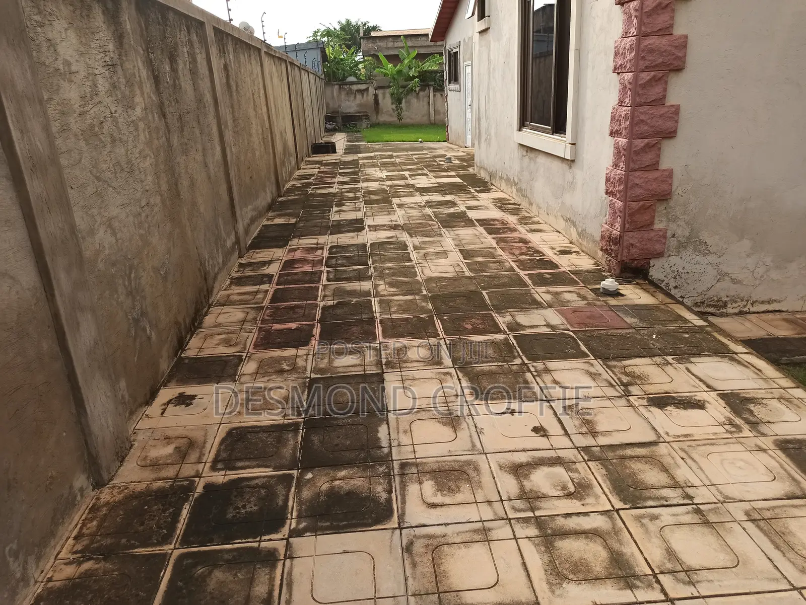 5bdrm House in Asokore Mampong Municipal for sale