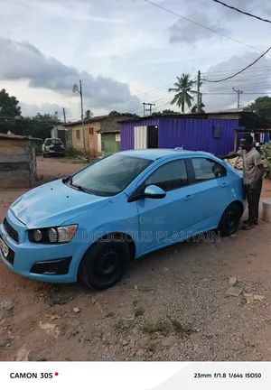 Chevrolet Sonic LS 2015 Blue