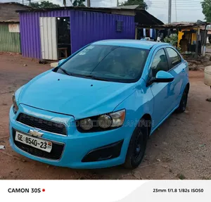 Chevrolet Sonic LS 2015 Blue