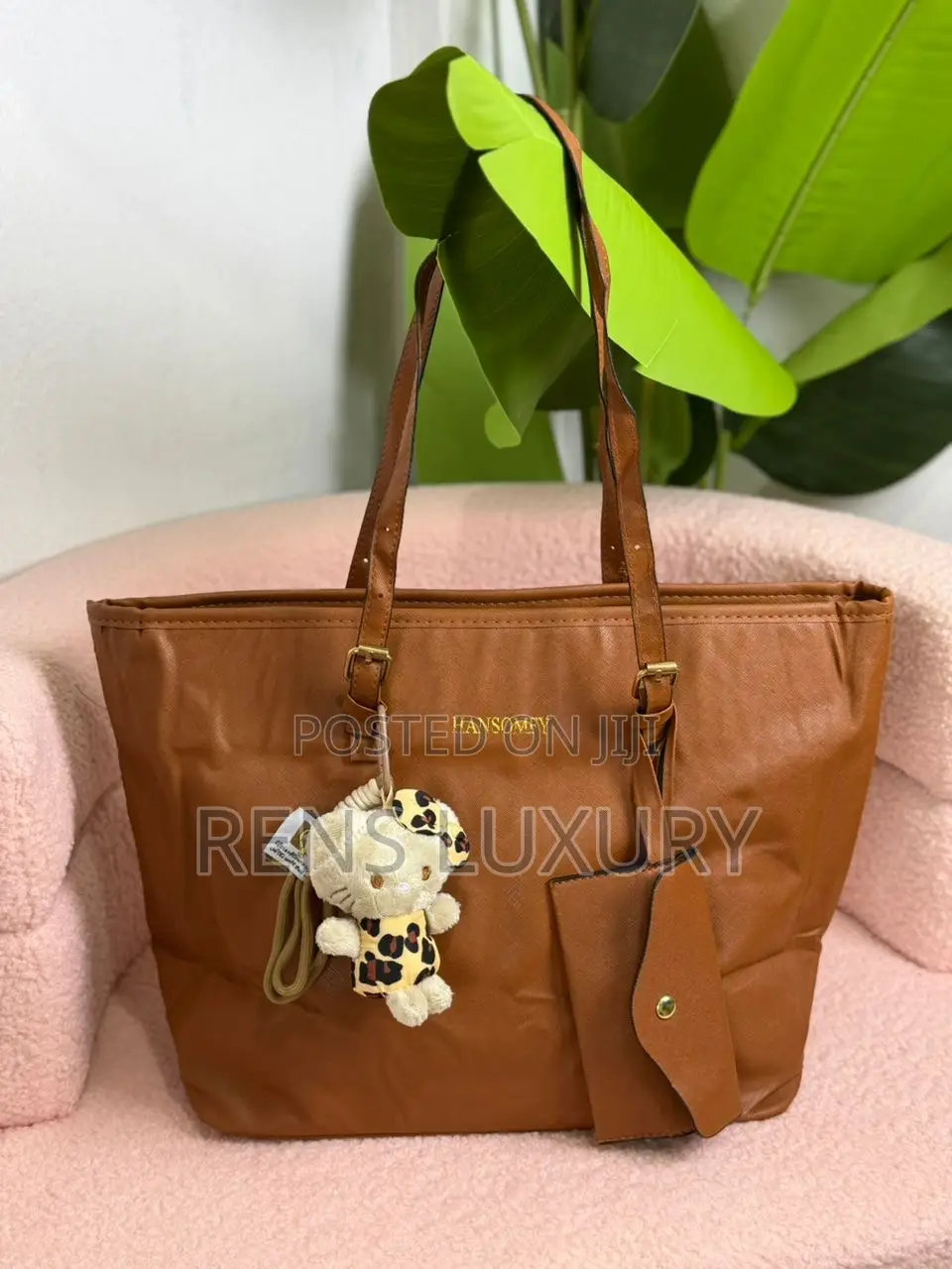 Quality Leather Ladies Lacoste Bags for Trips, Work, School and Outing