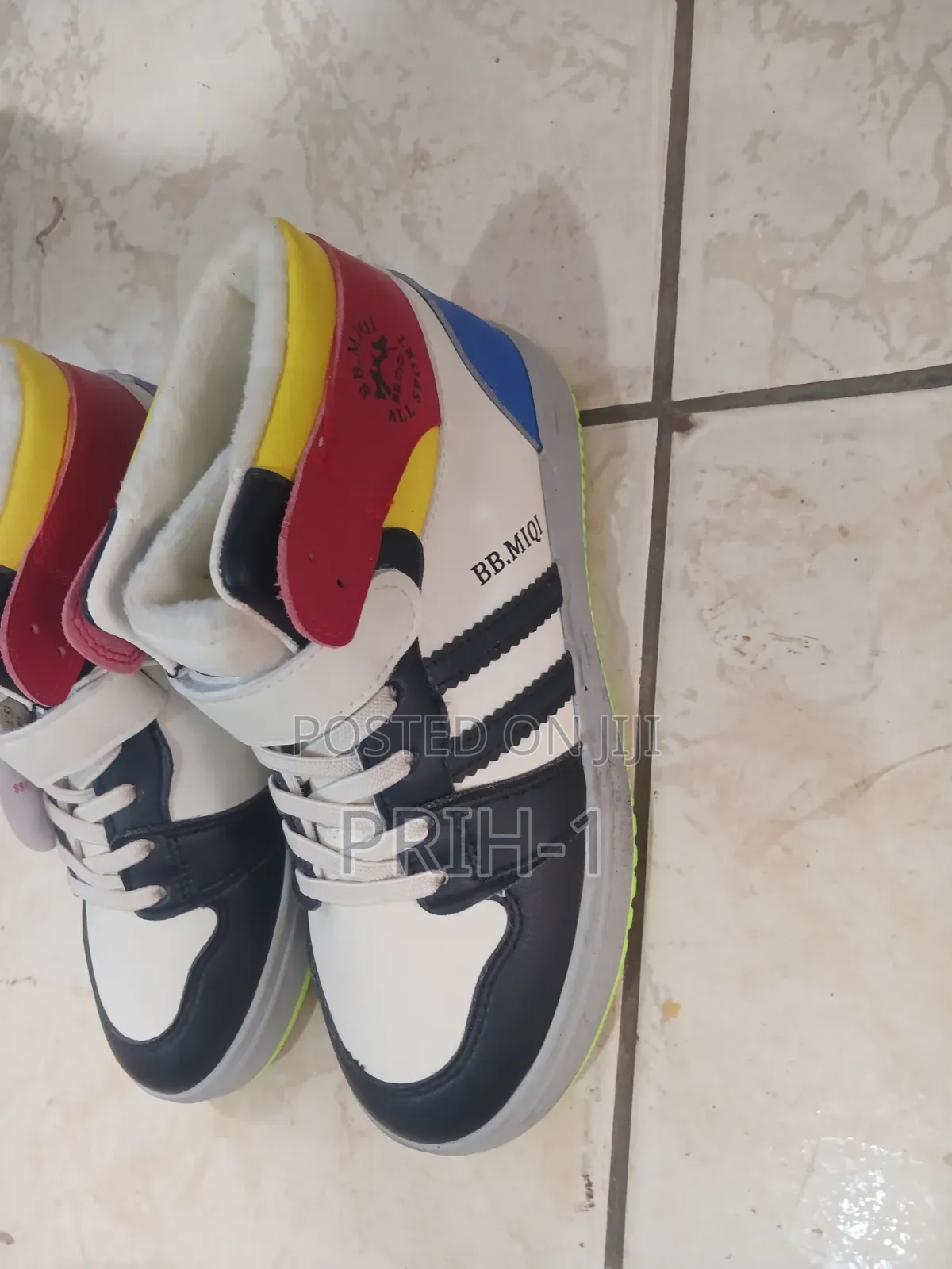 Kids Sneakers