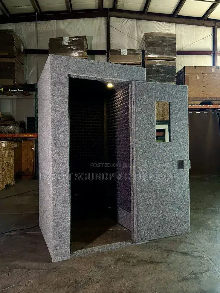 Acoustic Vocal Studio Booth
