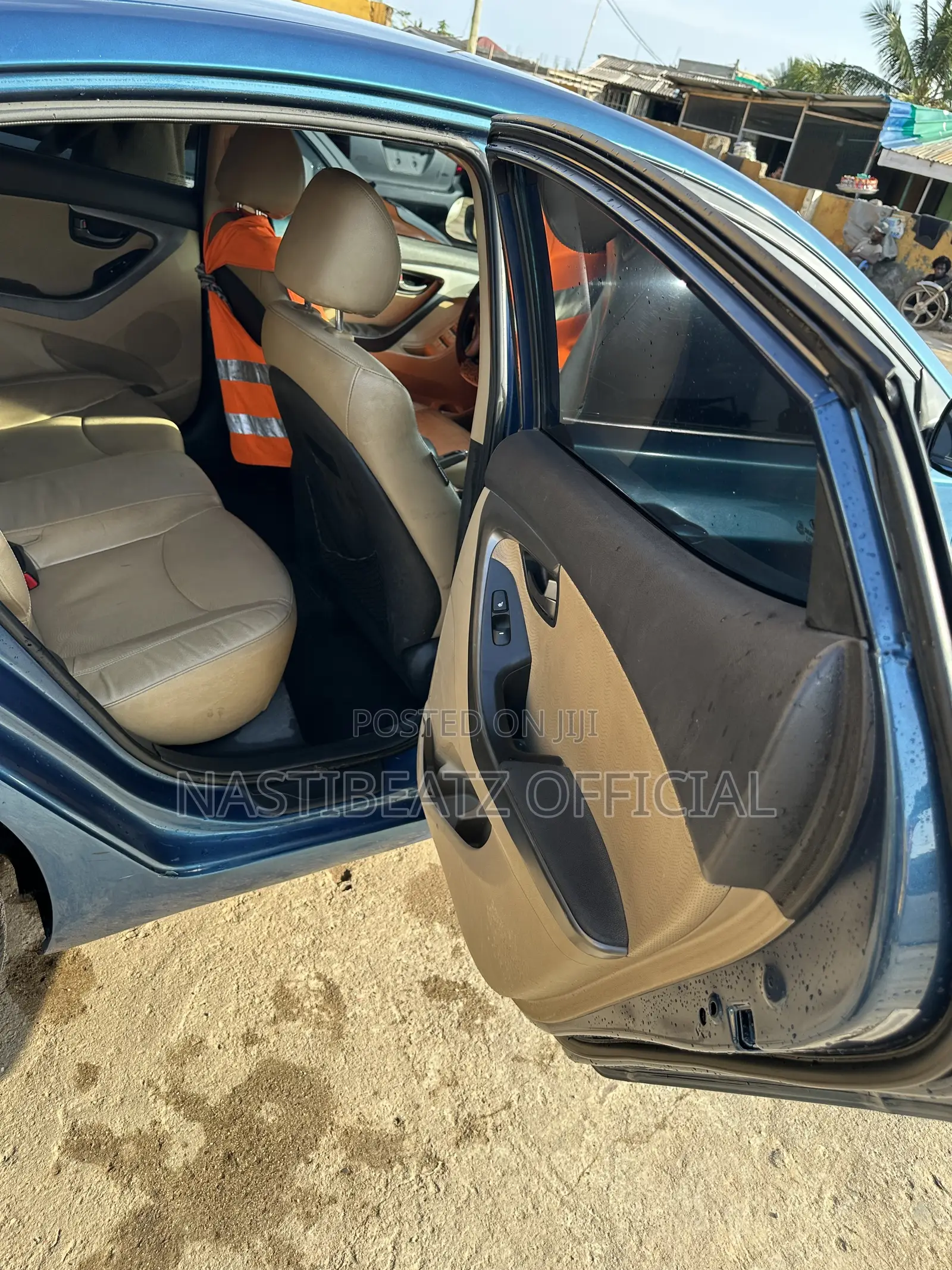 Hyundai Elantra Limited 4dr Sedan (1.8L 4cyl 6A) 2014 Blue