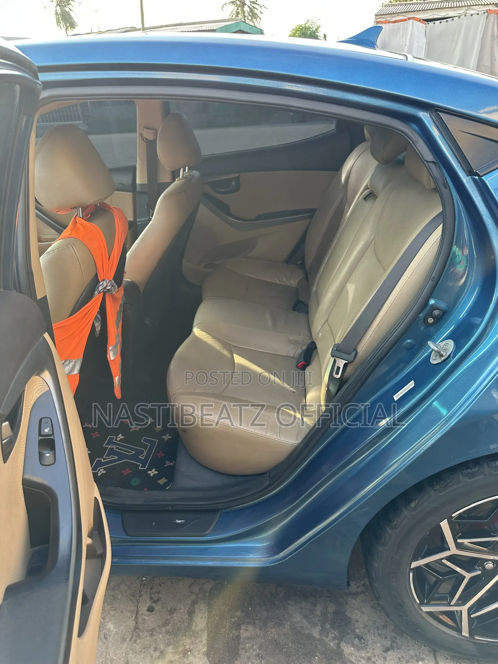 Hyundai Elantra Limited 4dr Sedan (1.8L 4cyl 6A) 2014 Blue