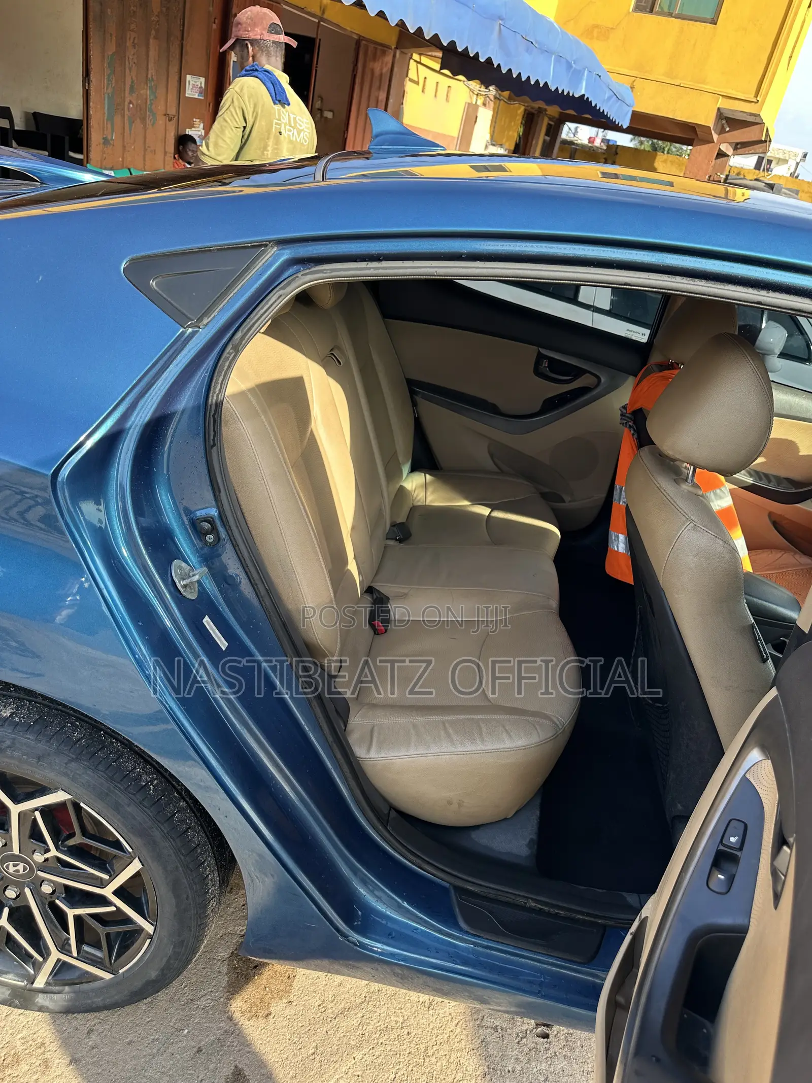 Hyundai Elantra Limited 4dr Sedan (1.8L 4cyl 6A) 2014 Blue