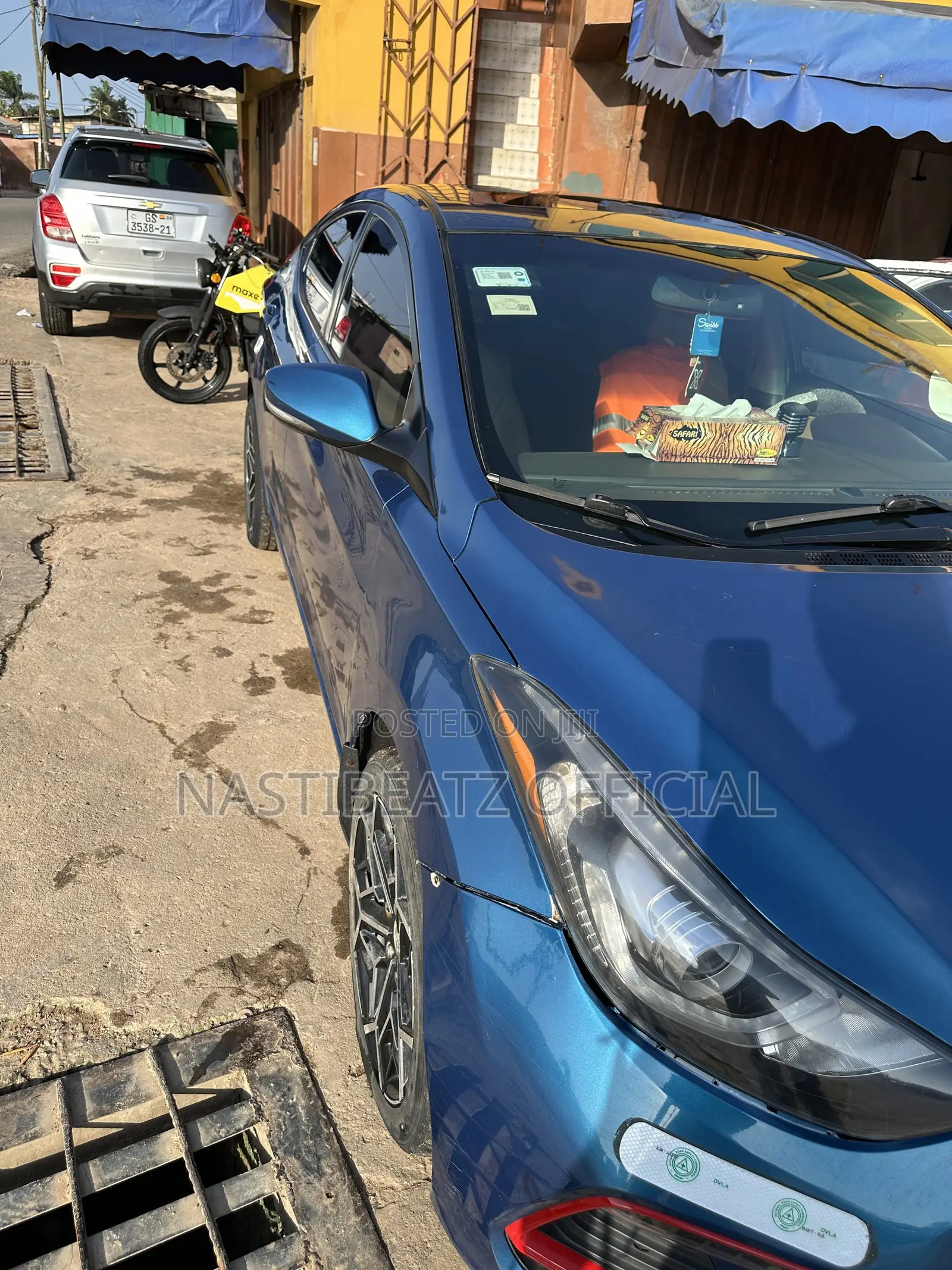 Hyundai Elantra Limited 4dr Sedan (1.8L 4cyl 6A) 2014 Blue