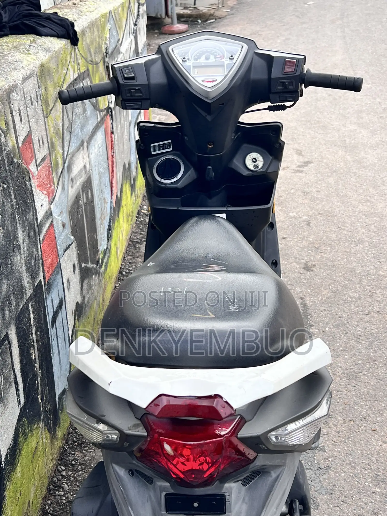 Piaggio Scooter 2026 Gray
