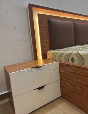 Modern Laminated Queen Size Bed
