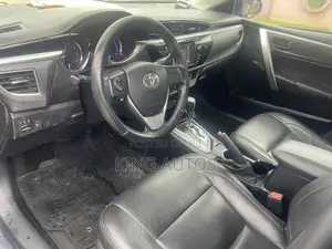 Toyota Corolla LE 4dr Sedan (1.8L 4cyl CVT) 2017 Gray