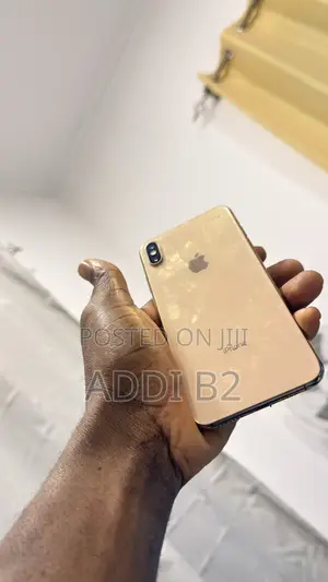 Apple iPhone XS Max 64 GB Gold