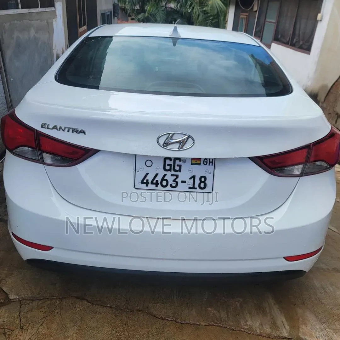 Hyundai Elantra 2015 White