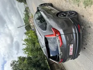 Honda CR-V 2019 Gray