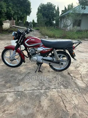 New TVS HLX 125 2026 Red