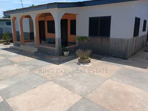 4bdrm House in Kingzion Real, Abrantie for rent