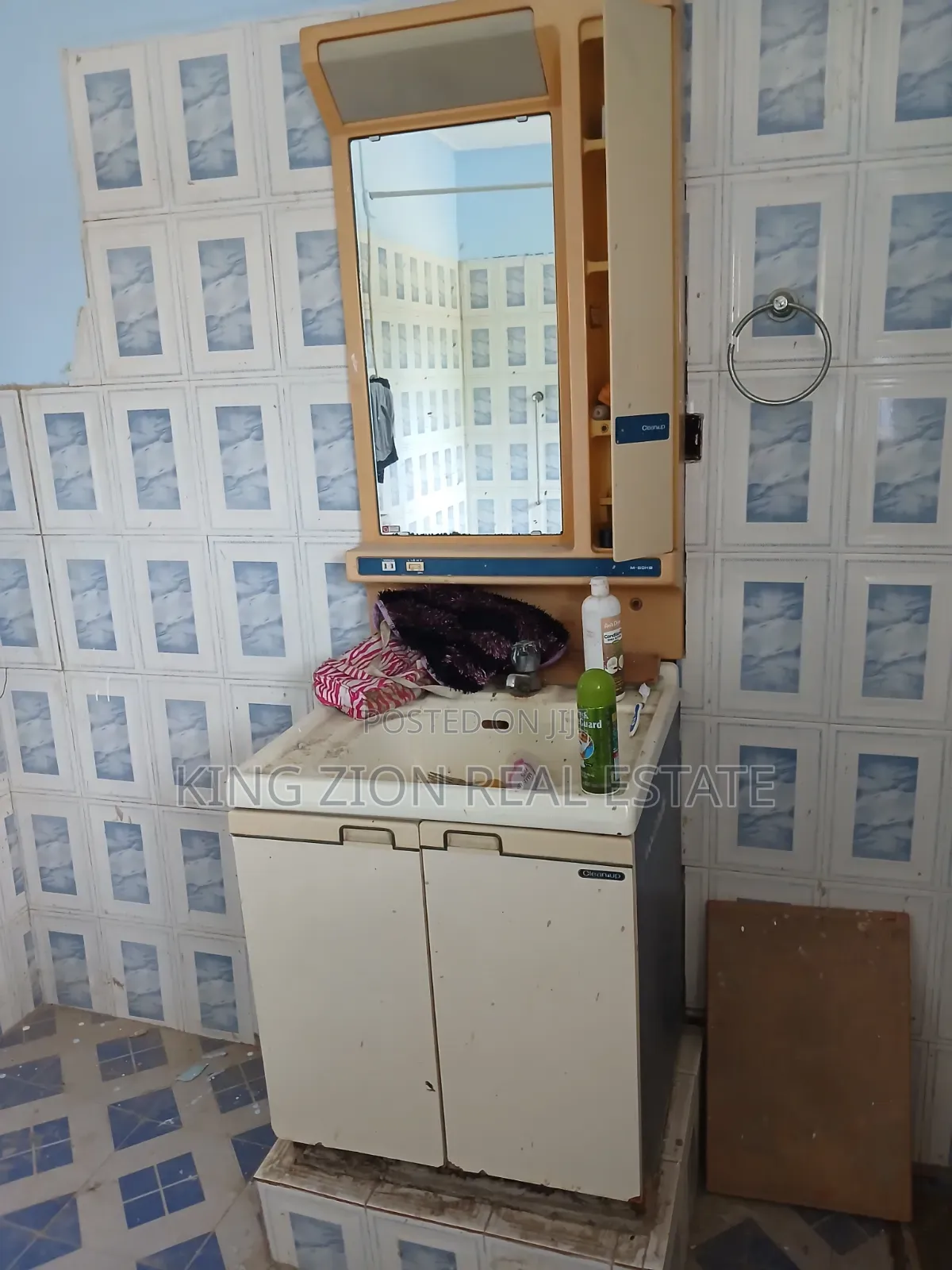 4bdrm House in Kingzion Real, Abrantie for rent