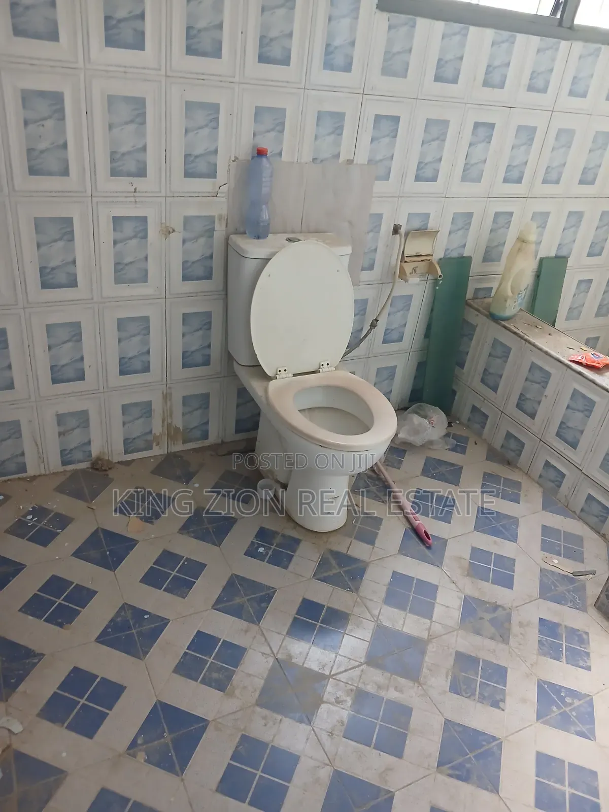 4bdrm House in Kingzion Real, Abrantie for rent
