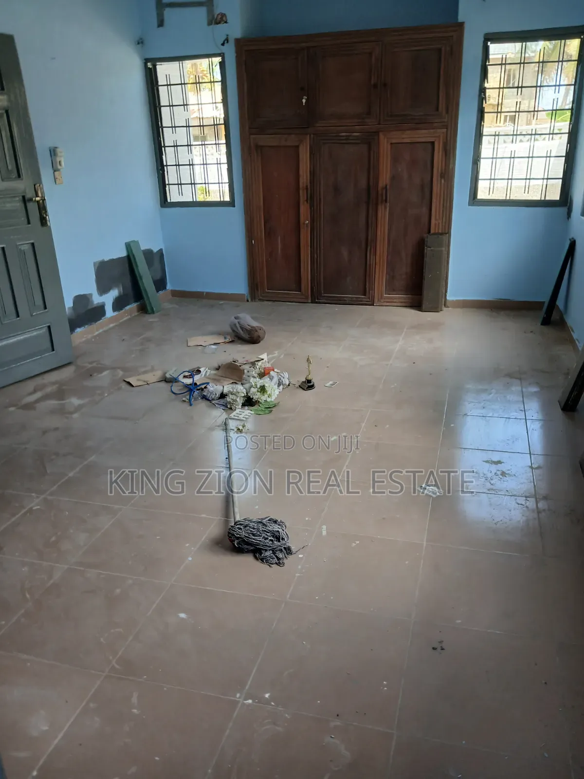4bdrm House in Kingzion Real, Abrantie for rent