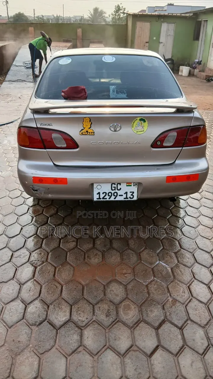 Toyota Corolla Sedan 2004 Silver