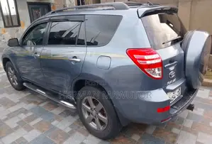 Toyota RAV4 2012 Blue