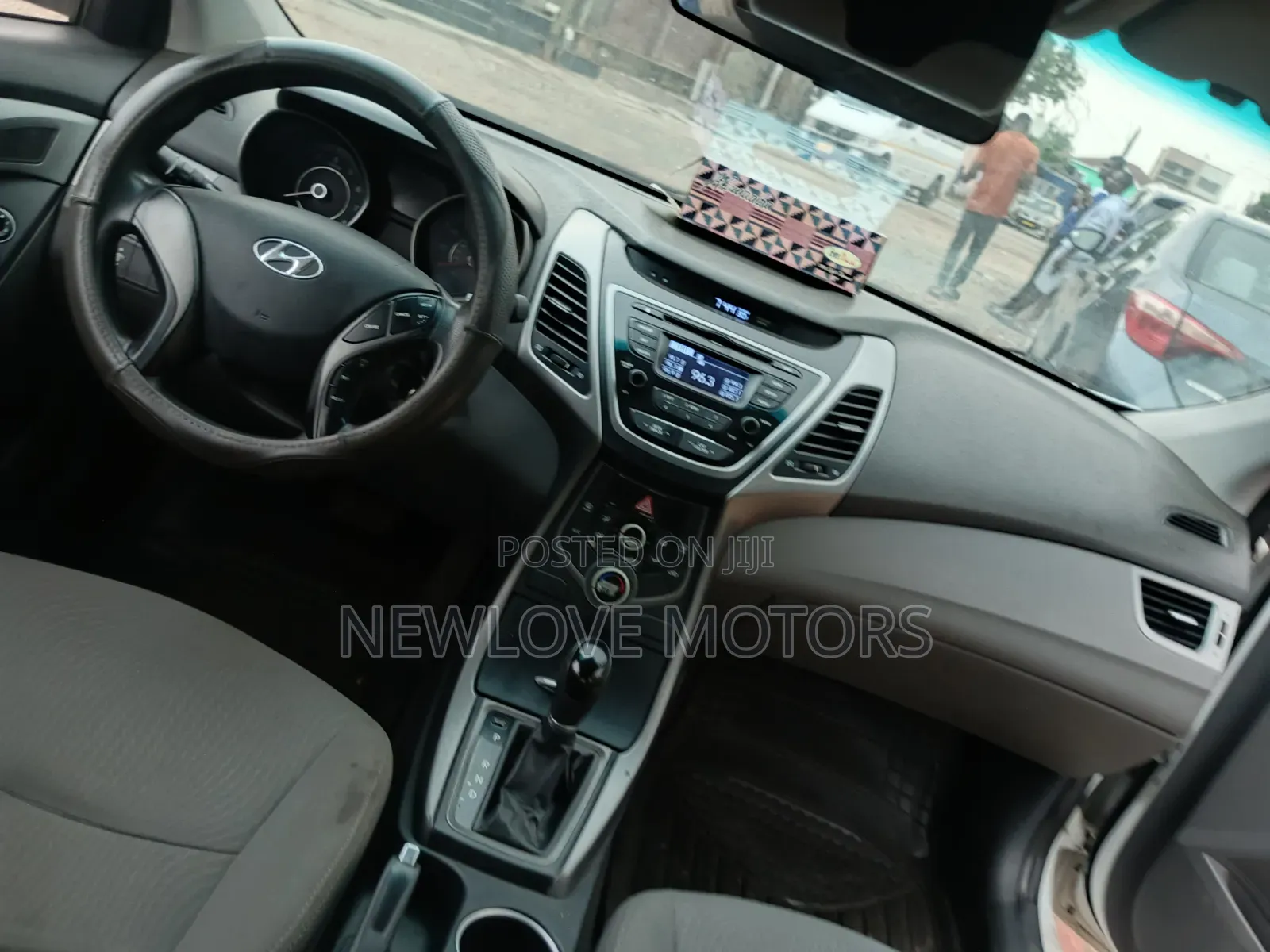 Hyundai Elantra 2015 White