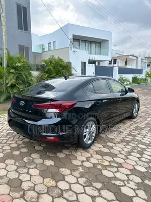 Hyundai Elantra Limited 2020 Black