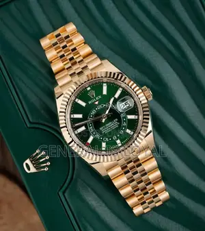 Rolex Sky-Dweller 2025 Sky-Dweller 42mm Yellow Gold Jubile Green Dial
