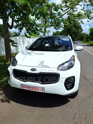Kia Sportage EX 4dr SUV AWD (2.4L 4cyl 6A) 2017 White