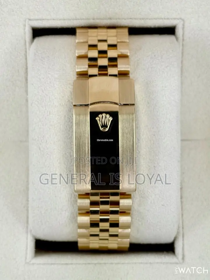 Rolex Sky-Dweller 2025 Sky-Dweller 42mm Yellow Gold Jubile Green Dial