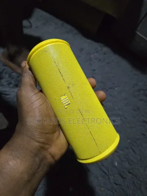 JBL Flip 2 Bluetooth Speaker
