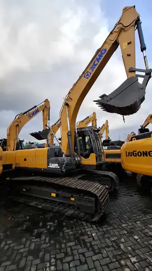 XCMG 215i Brand New With Water Track 2026