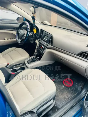Hyundai Elantra SE Sedan FWD (2.0L 4cyl 6M) 2017 Blue