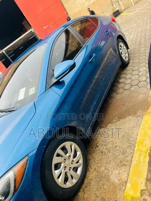 Hyundai Elantra SE Sedan FWD (2.0L 4cyl 6M) 2017 Blue