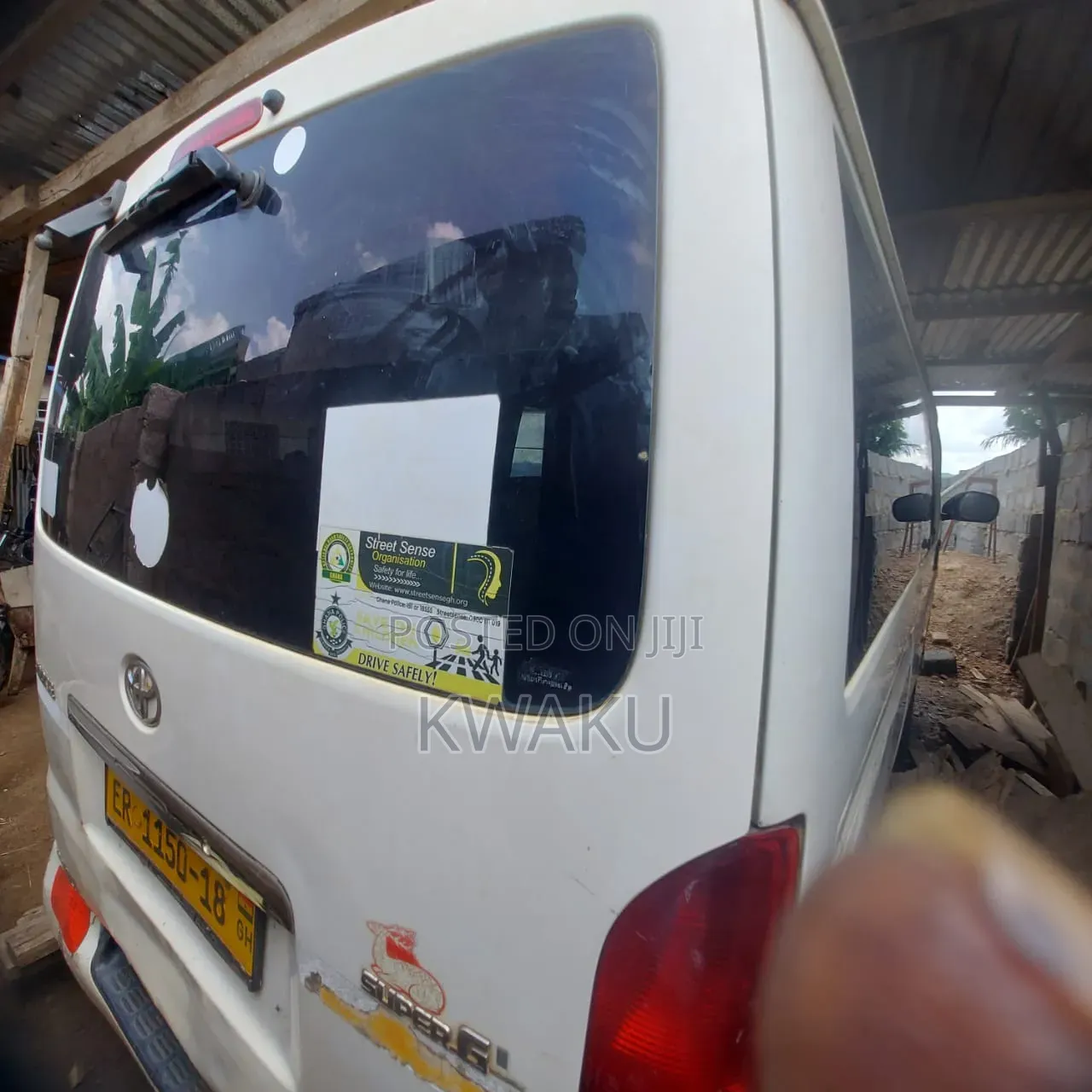 Toyota HiAce 2008 White