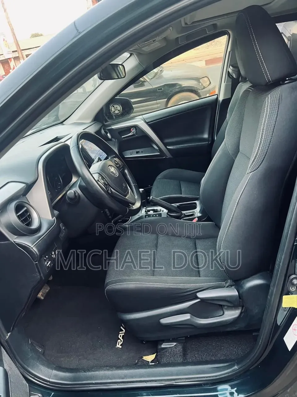 Toyota RAV4 XLE AWD (2.5L 4cyl 6A) 2017 Black