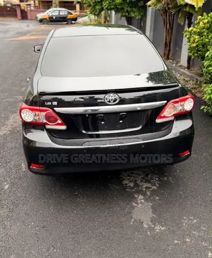 Toyota Corolla 2013 Black